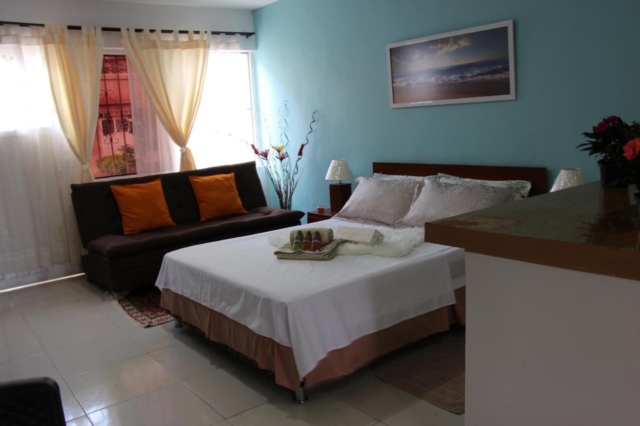 Casa Colon Bed and Breakfast Cali Buitenkant foto
